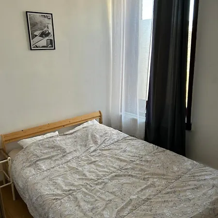 Bed and breakfast House